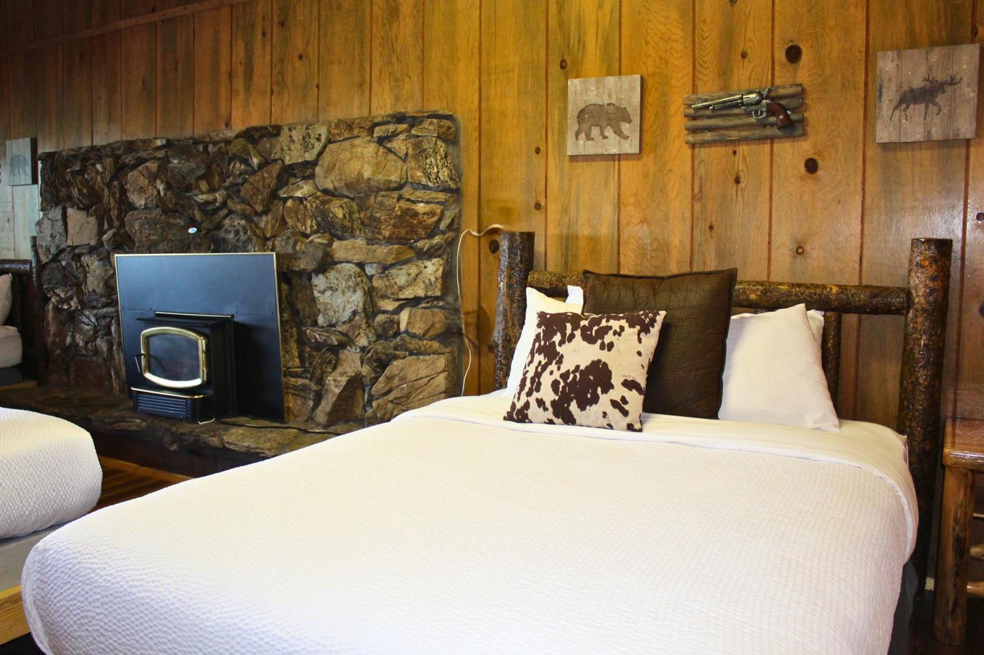 River Lodge Island Park Rum bild